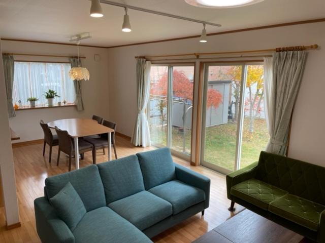 Guesthouse　You&I Fujikawaguchiko Bagian luar foto